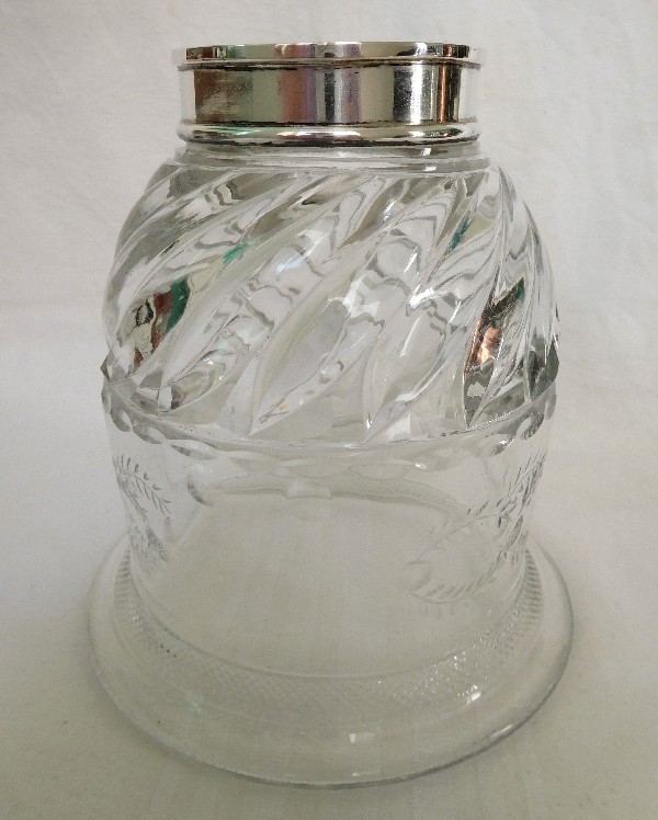 Baccarat crystal vase, Baccarat Museum pattern