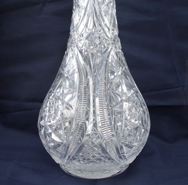 Spectacular Baccarat richly cut crystal vase - 39.5cm