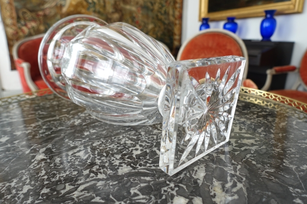 Grand vase en cristal de Saint Louis taillé, époque fin XIXe siècle
