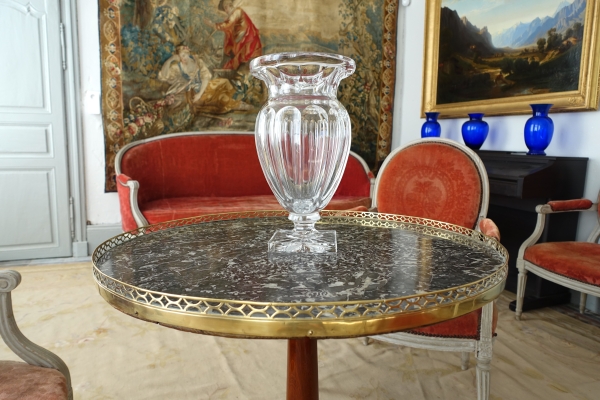 Grand vase en cristal de Saint Louis taillé, époque fin XIXe siècle