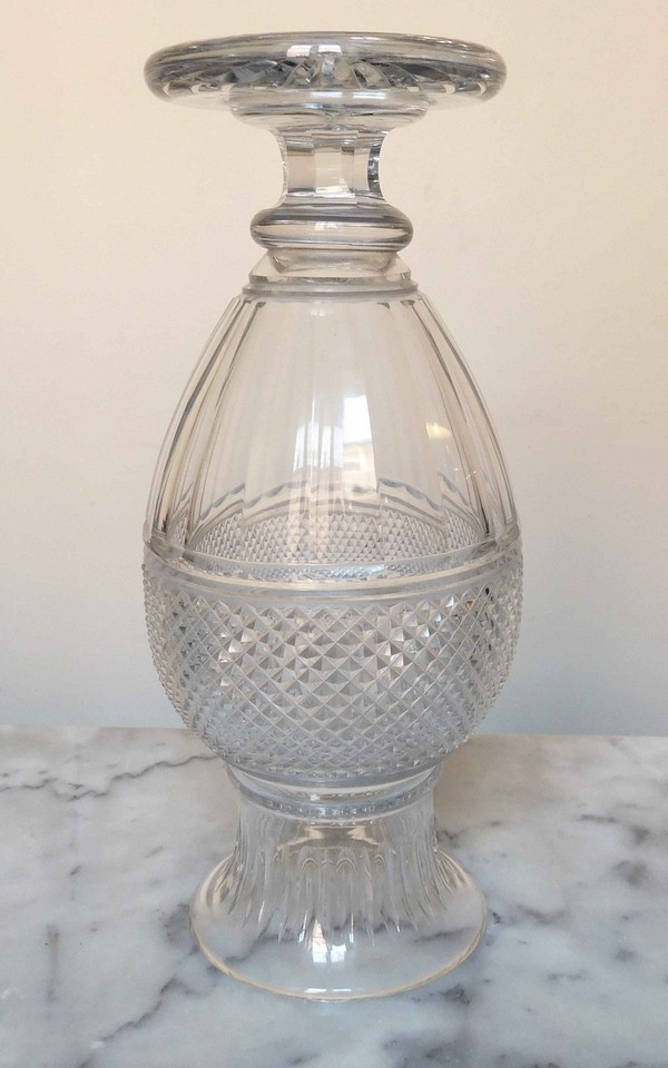 Spectacular Baccarat crystal vase, Empire style, Eurydice pattern - signed - 35cm