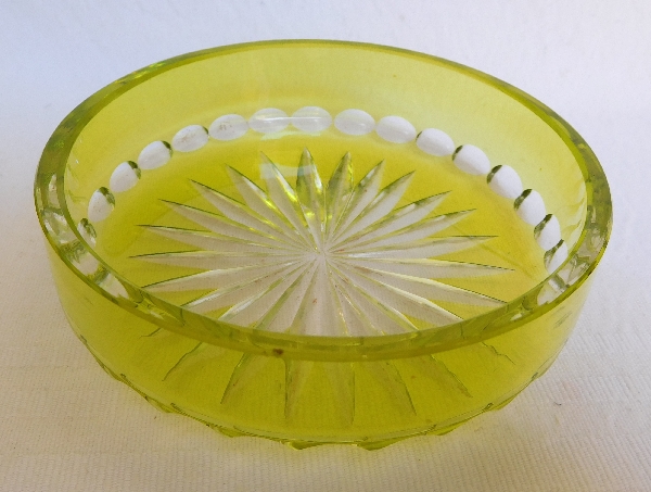 Antique French Baccarat crystal powder box, light green overlay crystal, Douai pattern