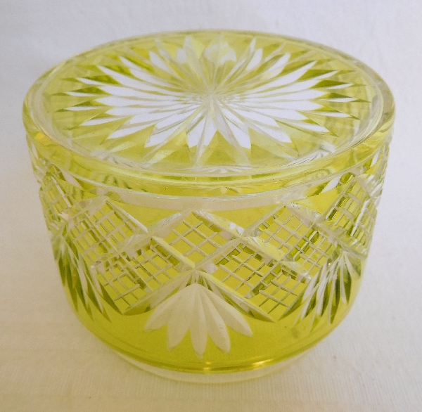 Antique French Baccarat crystal powder box, light green overlay crystal, Douai pattern