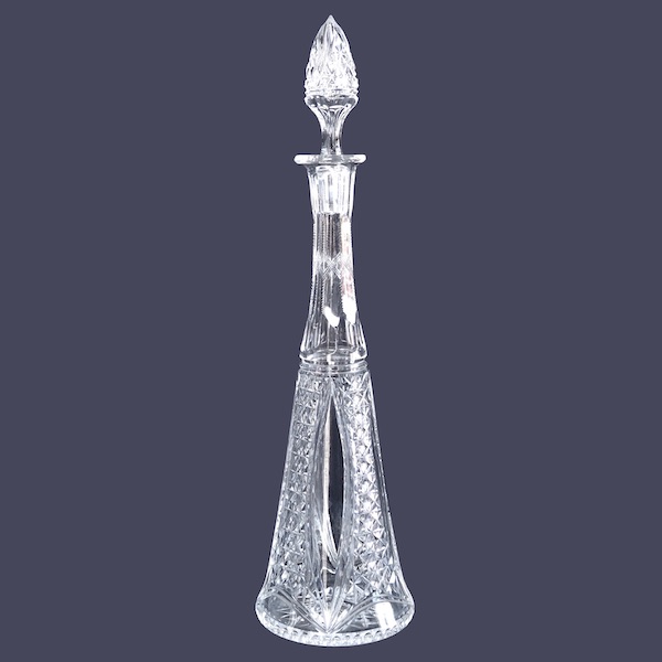 Grande carafe de fantaisie en cristal de Baccarat richement taillé