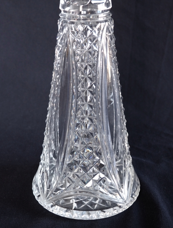 Grande carafe de fantaisie en cristal de Baccarat richement taillé