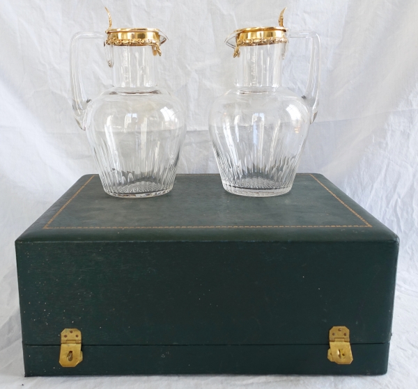 Pair of Baccarat crystal and vermeil (sterling silver) pitchers / bottles - Jeux d'Orgues pattern