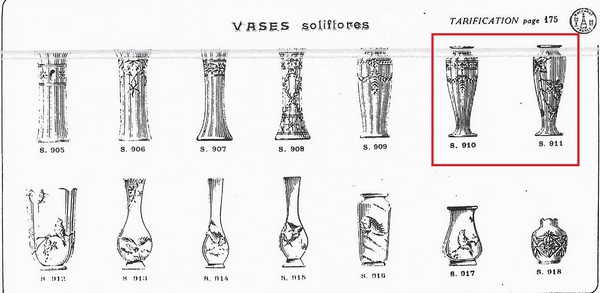 Paire de vases en cristal de Baccarat dorés à l'or, époque fin XIXe