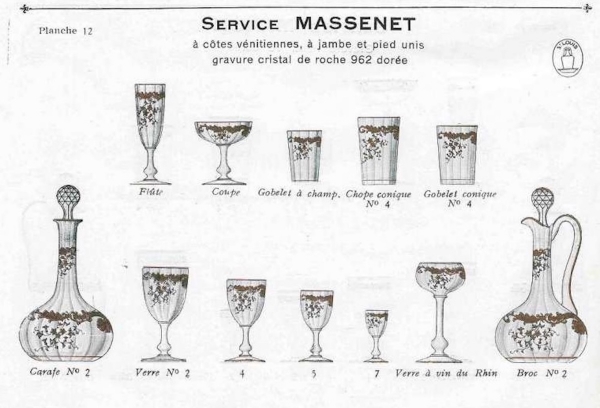 Paire de vases en cristal de Saint Louis rose - modèle Massenet Gold doré