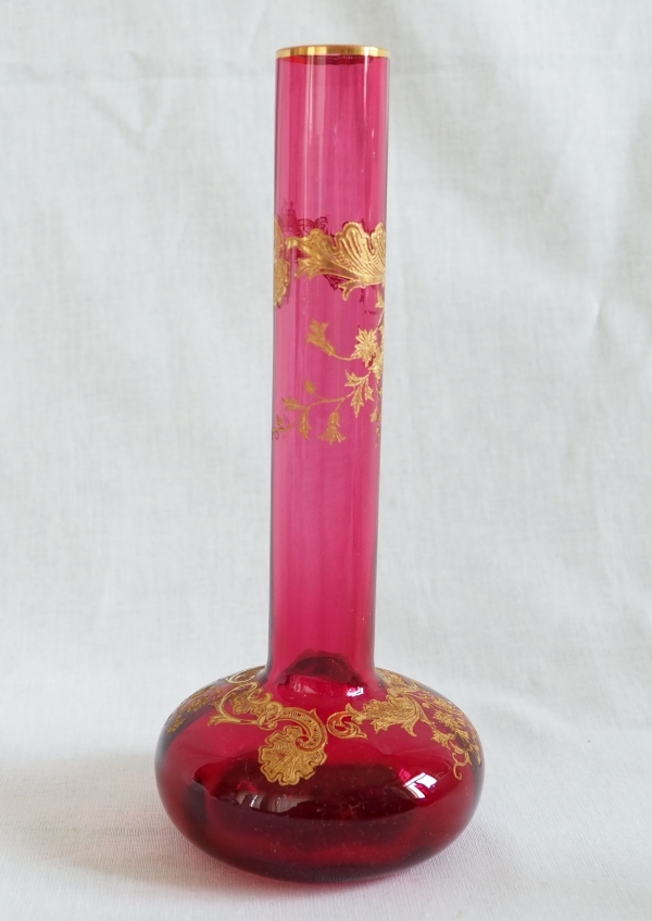 Paire de vases en cristal de Saint Louis rose - modèle Massenet Gold doré