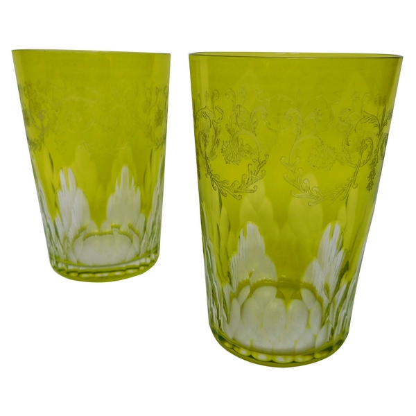 Paire de verres à dents en cristal de Baccarat, modèle Richelieu overlay vert, - signés