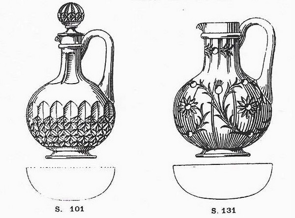 Grand pichet en cristal de Baccarat richement taillé