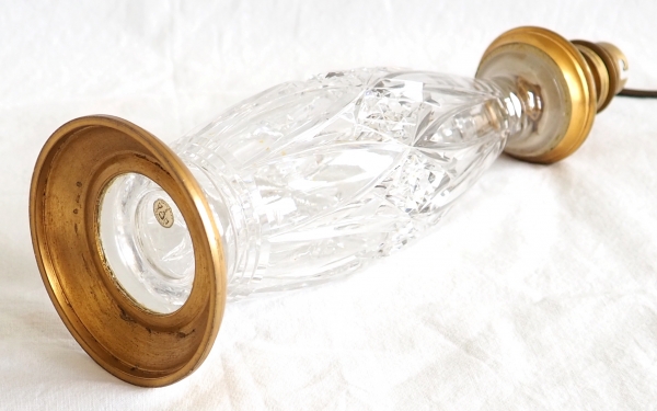 Pied de lampe en cristal de Baccarat et bronze doré - étiquette papier