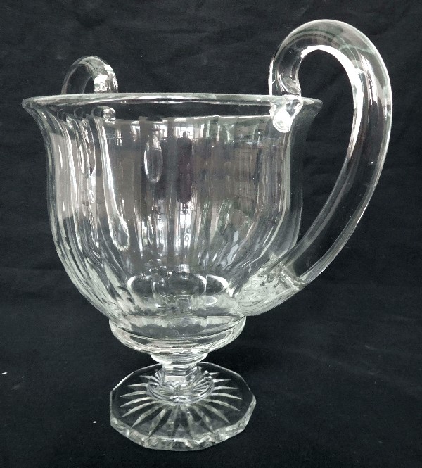 Vase à anses, coupe en cristal de Baccarat, rare modèle du catalogue de 1916