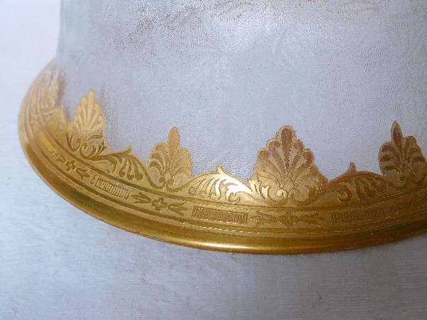 Saladier ou jatte en cristal de Saint Louis givré, dorure à l'or fin de style Empire