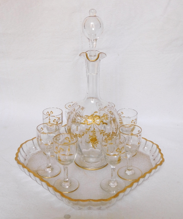 Baccarat crystal liquor set enhanced with fine gold - France circa 1890 10 pieces