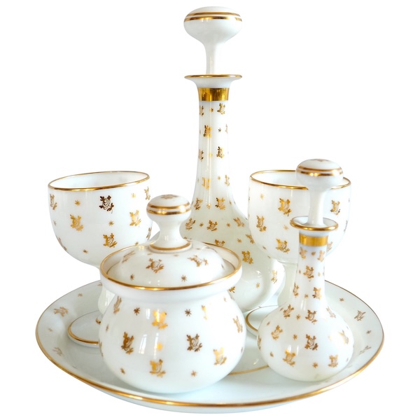 Baccarat : opaline water set enhanced with fine gold, Napoleon III production circa 1860