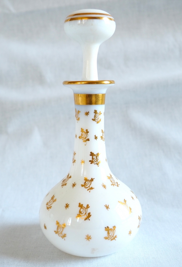 Baccarat : opaline water set enhanced with fine gold, Napoleon III production circa 1860