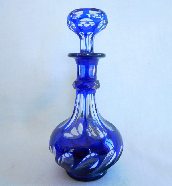 Service de nuit en cristal de Baccarat overlay bleu monogramme VA - époque Napoléon III - 6 pièces