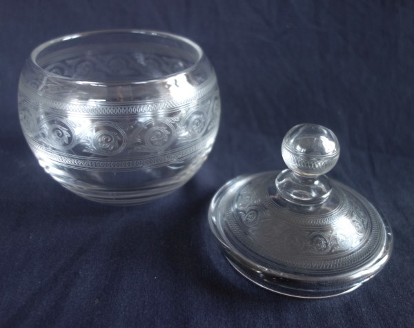 Service verre d'eau / service de nuit 5 pièces en cristal de Baccarat décor gravure Athenienne