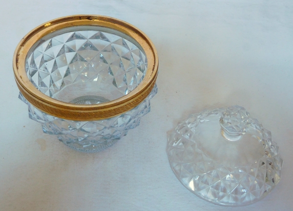 Sucrier drageoir en cristal taillé, monture en bronze doré, Le Creusot ou Baccarat circa 1820 