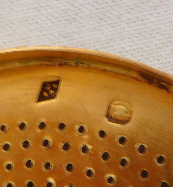 Tasse à café et son filtre pressoir en cristal de Baccarat, argent et vermeil - étiquette papier