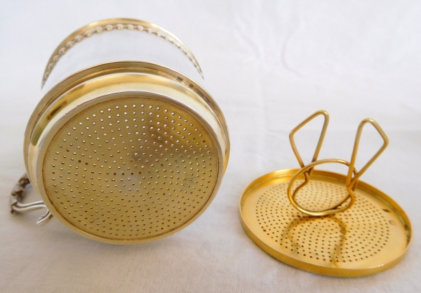 Tasse à café et son filtre pressoir en cristal de Baccarat, argent et vermeil - étiquette papier