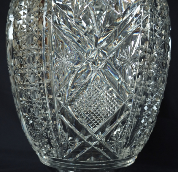 Spectacular Baccarat crystal vase - 35,2cm