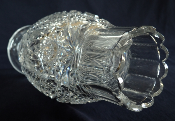Spectacular Baccarat crystal vase - 35,2cm