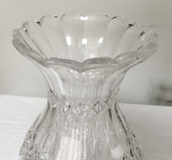 Tall Baccarat crystal vase, Lagny pattern - 44cm