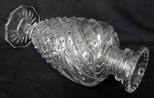 Charles X style crystal vase signed, Baccarat Museum production - 25cm