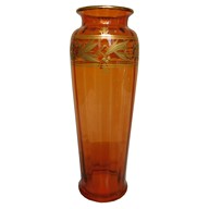 Vase en cristal de Baccarat orange, décor de feuilles d'olivier doré à l'or fin