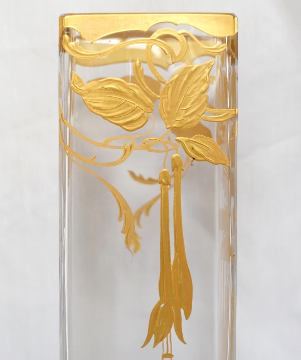 Baccarat crystal Art Nouveau vase enhanced with fine gold, ormolu frame, circa 1900