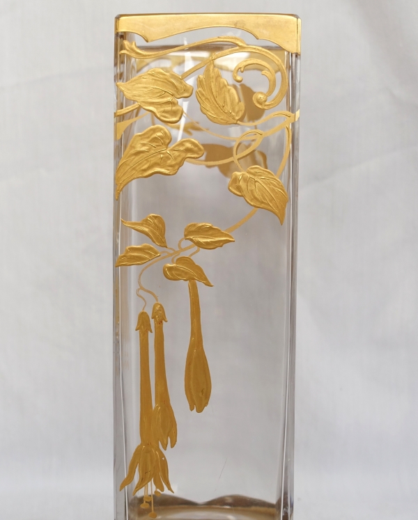 Baccarat crystal Art Nouveau vase enhanced with fine gold, ormolu frame, circa 1900