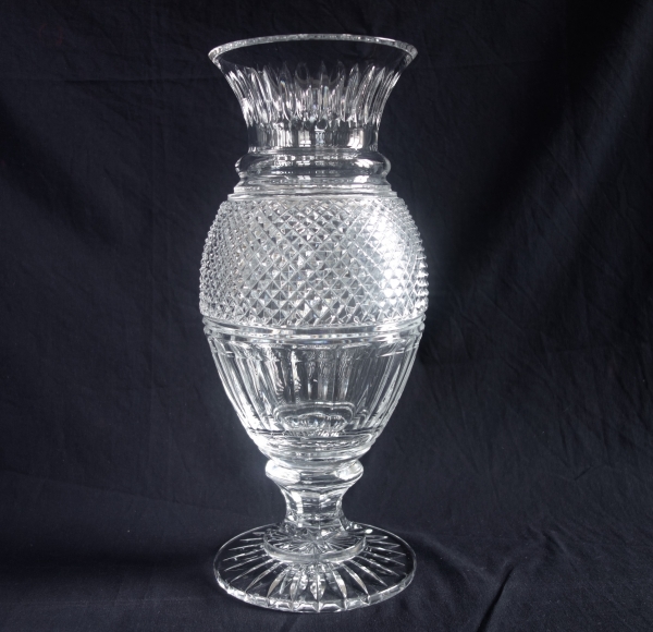 Spectacular Baccarat crystal vase, Empire style, Eurydice pattern - 35cm