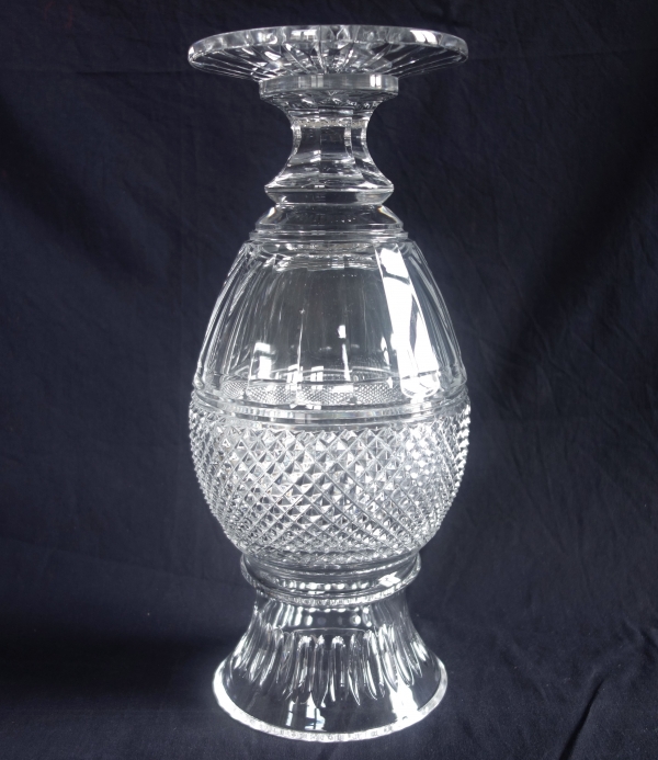 Spectacular Baccarat crystal vase, Empire style, Eurydice pattern - 35cm