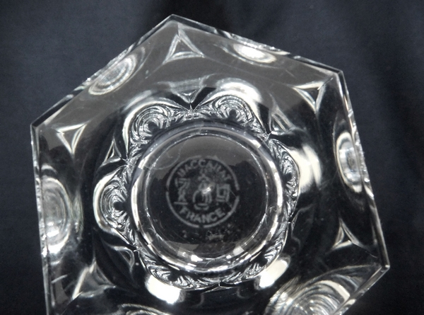 Vase en cristal de Baccarat, modèle Nelly - 12,9cm - signé