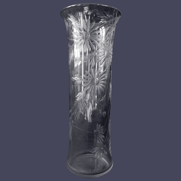Grand vase aux Marguerites en cristal de Baccarat, décor taillé gravé, époque 1900