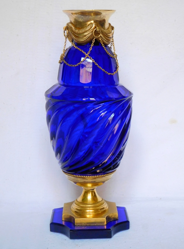 Vase du Creusot - verre bleu et bronze doré d'époque Louis XVI / début XIXe siècle