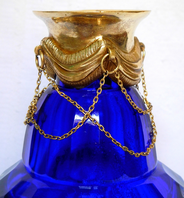 Vase du Creusot - verre bleu et bronze doré d'époque Louis XVI / début XIXe siècle