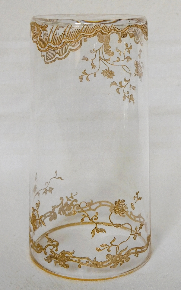 Vase rouleau en cristal de Baccarat, modèle Louis XV rehaussé à l'or fin