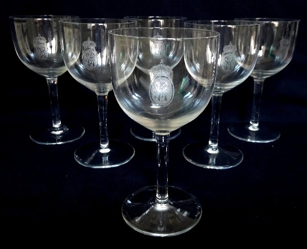 St Louis crystal wine glass, Olympe pattern, Royal Crown - signé