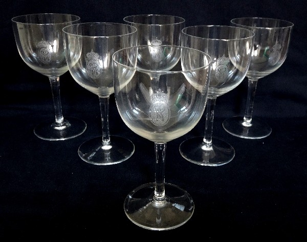 Verre à dégustation en cristal de Saint Louis, modèle Olympe, couronne Royale et SR - signé