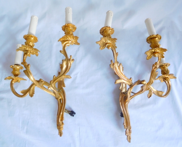 Set of 4 ormolu Louis XV style wall lights, 19th century production - 3 lights