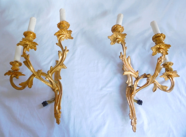 Set of 4 ormolu Louis XV style wall lights, 19th century production - 3 lights