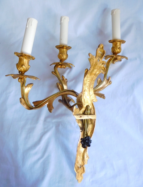 Set of 4 ormolu Louis XV style wall lights, 19th century production - 3 lights