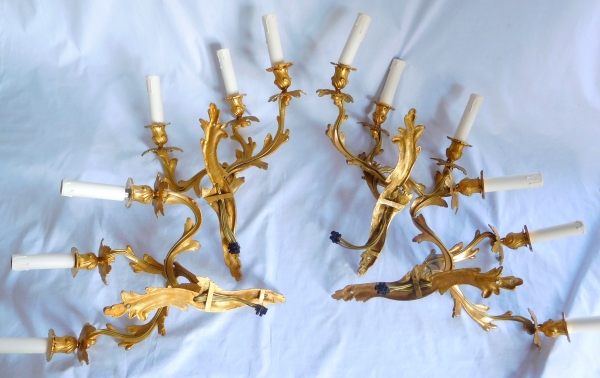 Set of 4 ormolu Louis XV style wall lights, 19th century production - 3 lights