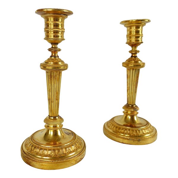 Pair of Louis XVI ormolu candlesticks, late 18th century - 20cm