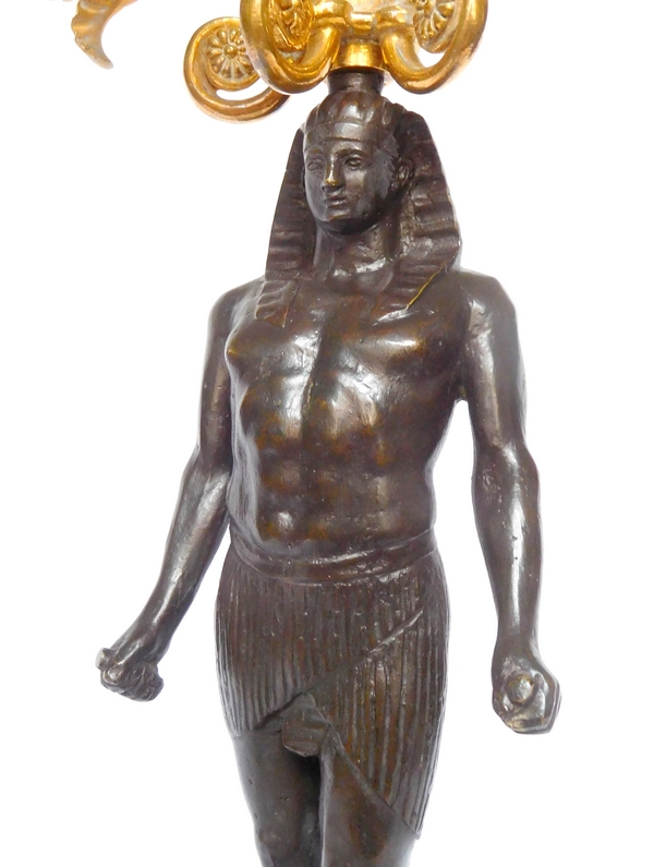 Paire de candélabres en bronze et marbre Antinoüs Osiris - époque Empire Retour d'Egypte