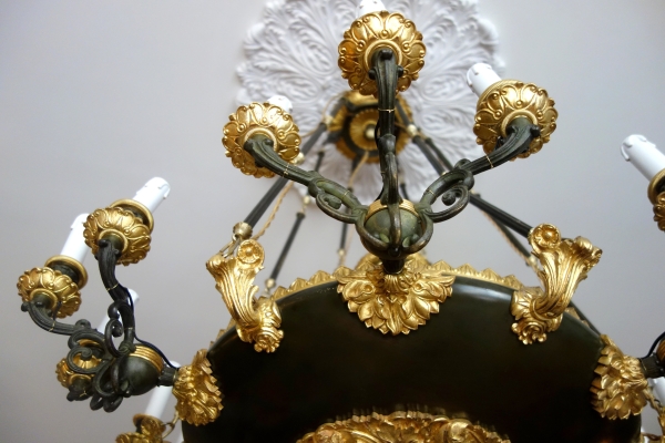 Large Empire antique style patinated bronze and ormolu chandelier - 19th century circa 1830