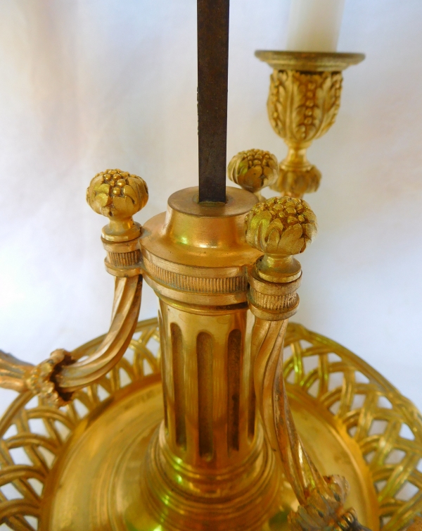 Louis XVI style ormolu bouillotte lamp, 19th century